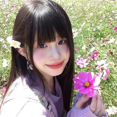 色彩直冲而上 海报